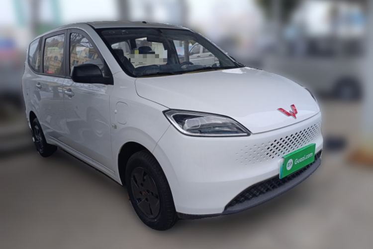 Used Wuling Hongguang New Energy 2025 Extended-Range Hybrid 50KM Comfort Version Front Right 45 Deg