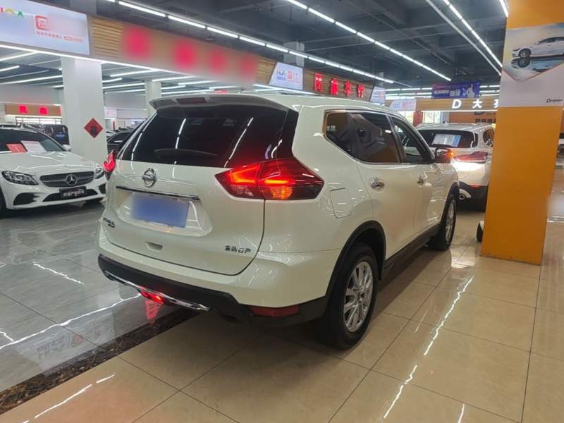 Used Nissan X-Trail 2022 2.0L Two-Wheel Drive Smart Connect Premium Edition — 6
