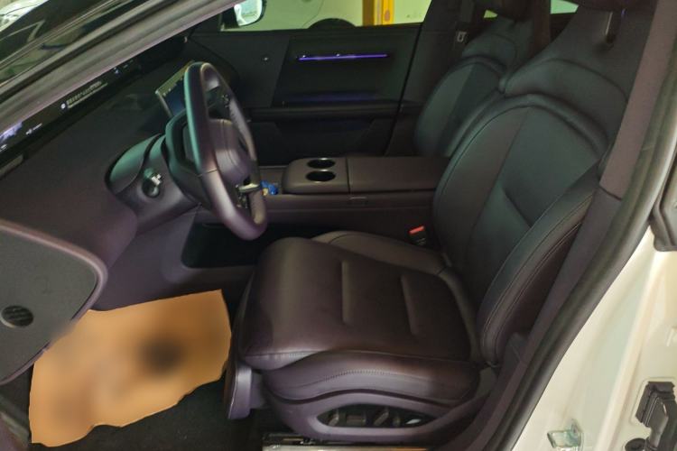 Used Avatr 06 2025 Ultra Pure Electric Edition Left Front Seat