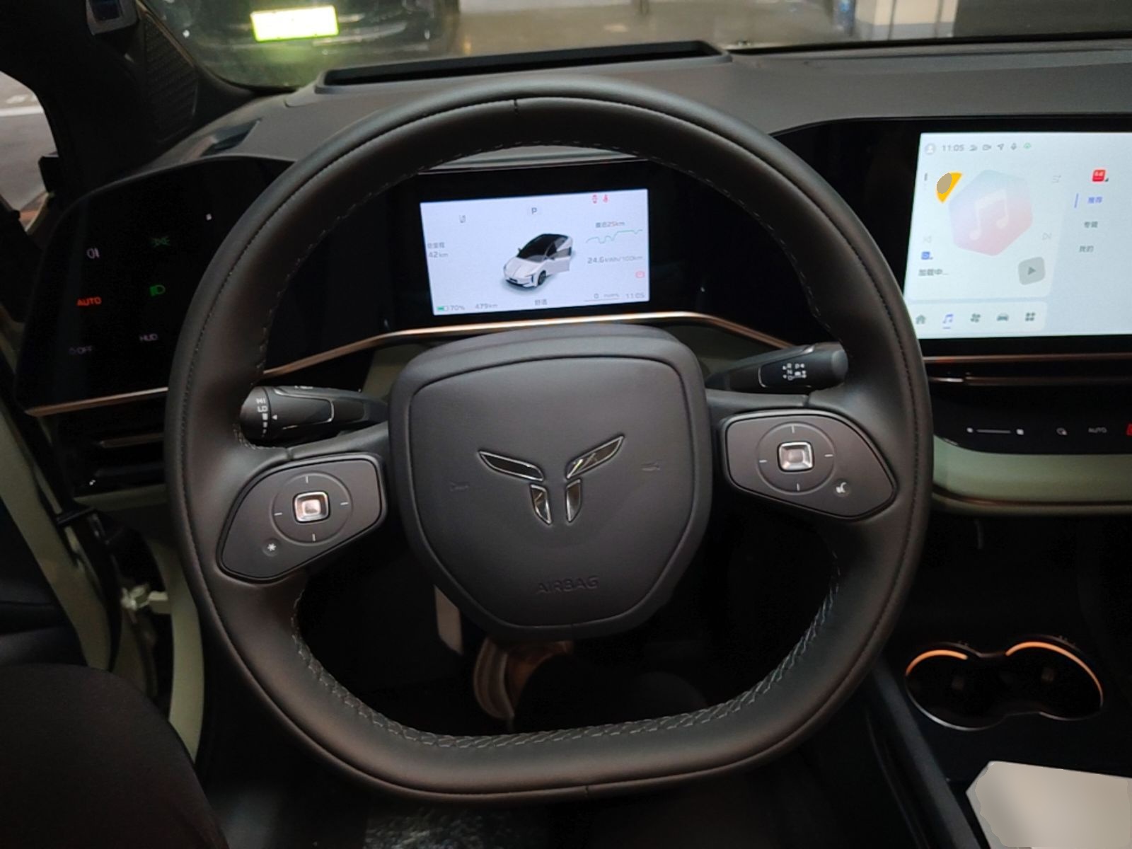 Hongqi EH7 2025 690 Smart Selection Edition — снимка 13