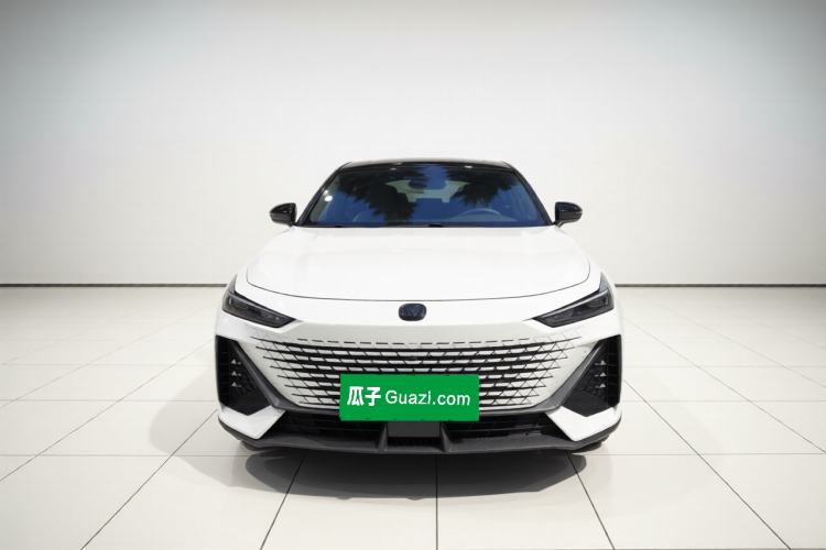 Used CHANGAN UNI-V 2023 1.5T Prestige Model