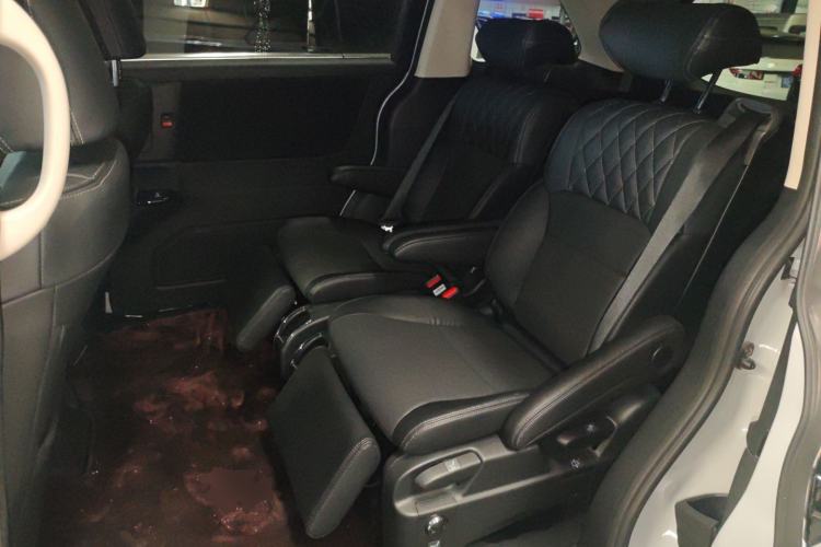 Used Honda Elysion 2024 2.0L eHEV Comfort Edition