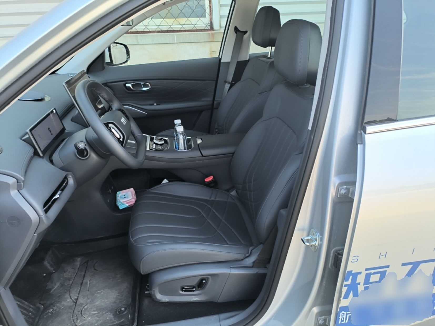 Geely Galaxy Xingjian 7 EM-i 2026 Model 135km Starship Version — снимка 17