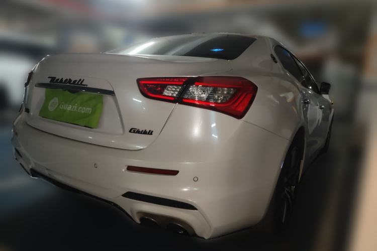 Used Maserati Ghibli 2014 3.0T Standard Edition Rear Right 45 Deg