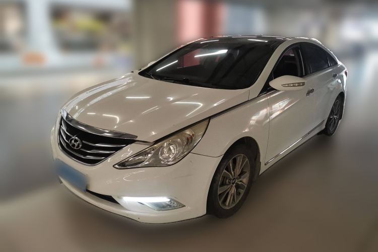 Used Hyundai Sonata 2014 2.4L Automatic Leading Edition China IV Standard