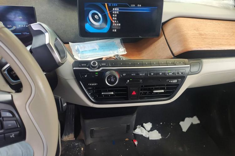 Used BMW i3 2014 Luxury Model
