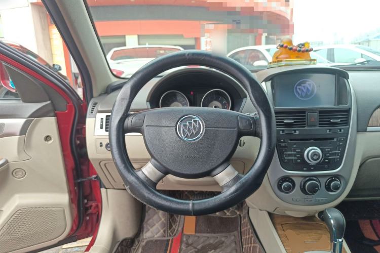 Used Buick Excelle 2015 1.5L Automatic Classic Model
