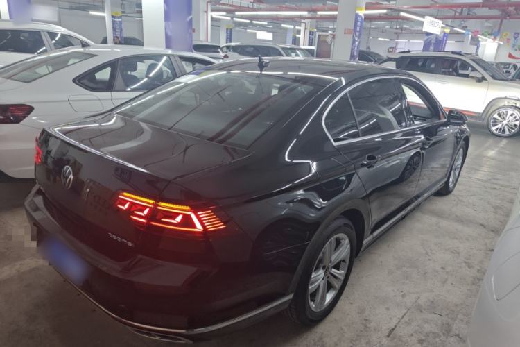 Used Volkswagen Magotan 2025 Zhongxiang Version 280TSI DSG Comfort Edition