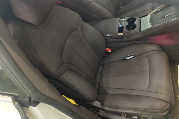 Used Denza Z9 2024 1100 km All-Wheel-Drive Ultra Version