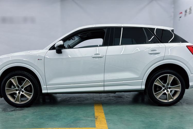 Used Audi Q2L 2024 35TFSI Fashionable and Dynamic Edition Exterior 3