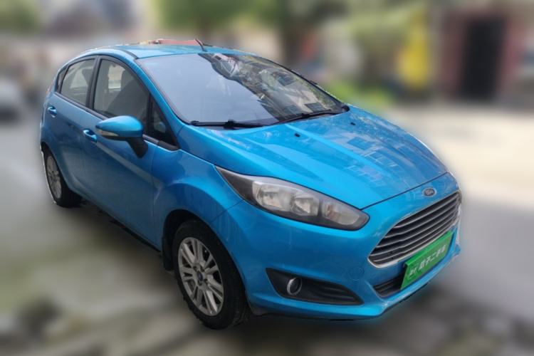 Used Ford Fiesta 2013 Hatchback 1.5L Automatic Fashion Edition Front Right 45 Deg