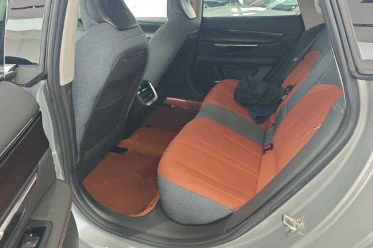 Used XPeng P7 2022 480 Standard Range Smart Drive Edition Left Rear Seat