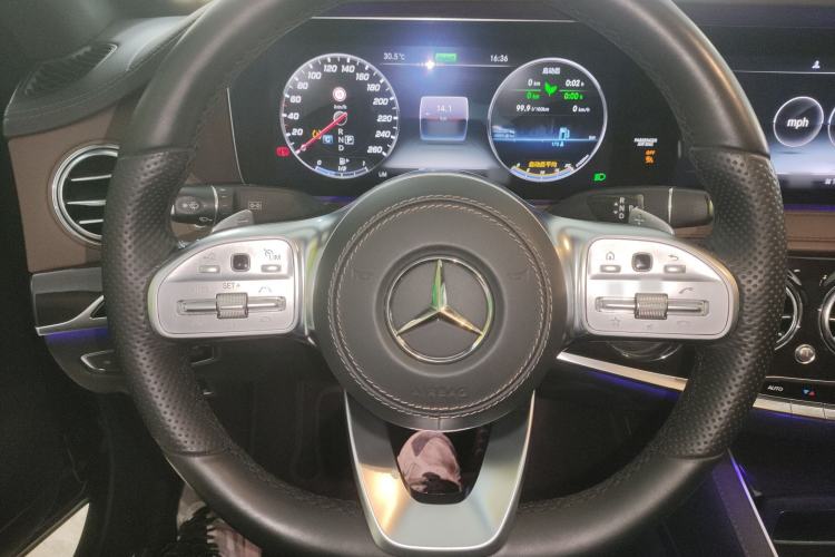 Used Mercedes-Benz S-Class 2020 S 450 L 4MATIC Exclusive Edition Steering Wheel