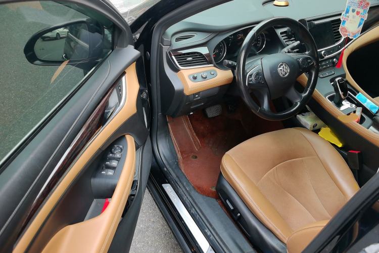 Used Buick LaCrosse 2018 28T Elite Edition
