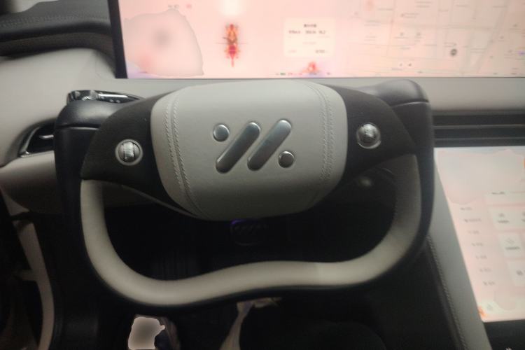 Used IM LS7 2023 90 kWh Elite Rear-Drive Version Steering Wheel