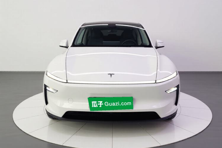 Used Tesla Model Y 2025 Rear-Wheel-Drive Version