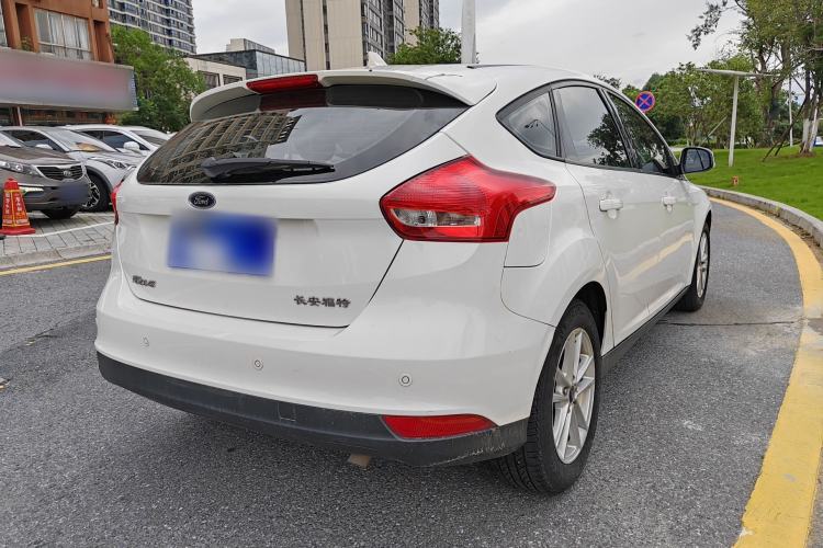 Used Ford Focus 2018 Hatchback Classic 1.6L Automatic Trendy SmartDrive Edition

