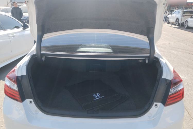 Used Honda Accord 2016 2.0L Comfort Edition
