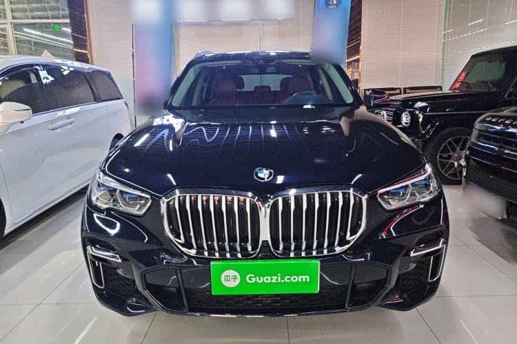 Used BMW X5 2022 xDrive 30Li Luxury M Sport Package