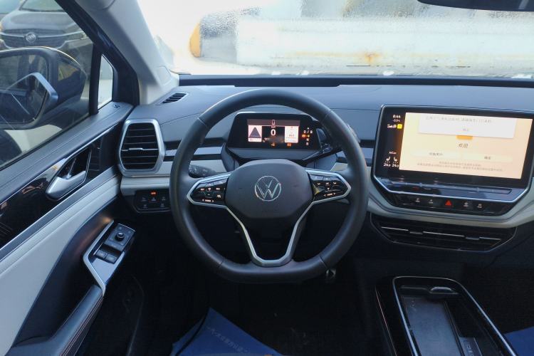 Used Volkswagen ID.6 CROZZ 2022 Long-Range PRO Edition
