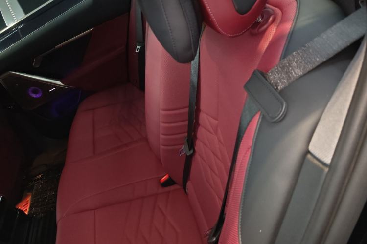 Used BMW 5 Series 2025 530Li Luxury Edition M Sport Package Left Rear Seat