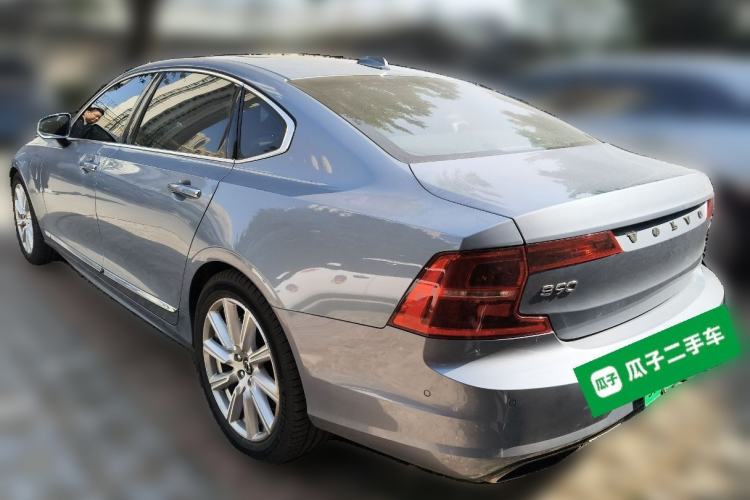 Used Volvo S90 New Energy 2019 T8 e-Drive Hybrid Intelligent Luxury Version China VI Standard
