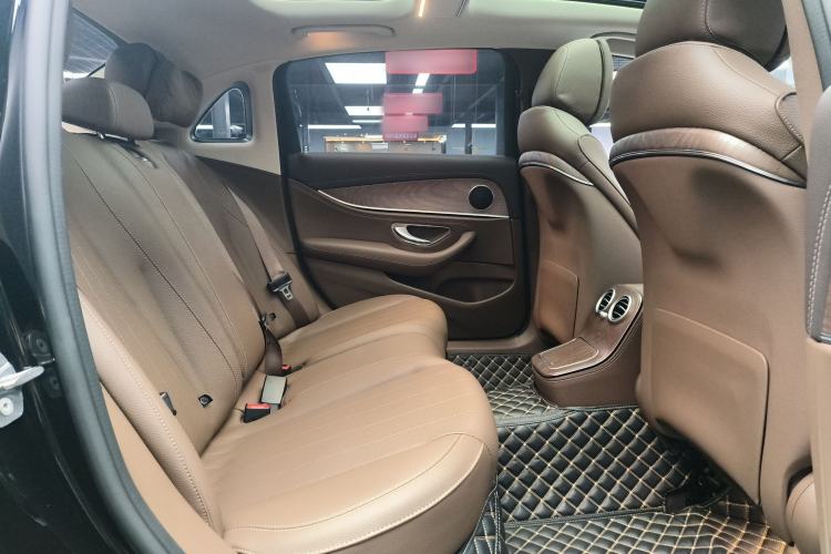 Used Mercedes-Benz E-Class 2023 Updated E 300 L Fashion Edition
