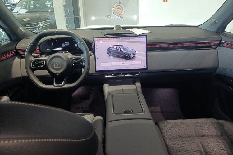 Used Zeekr 7X 2025 75 kWh Rear-Wheel Drive Intelligent Driving Version Center Console