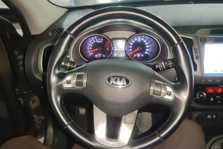 Used Kia Sportage R 2015 2.0L Automatic Two-Wheel Drive DLX Model