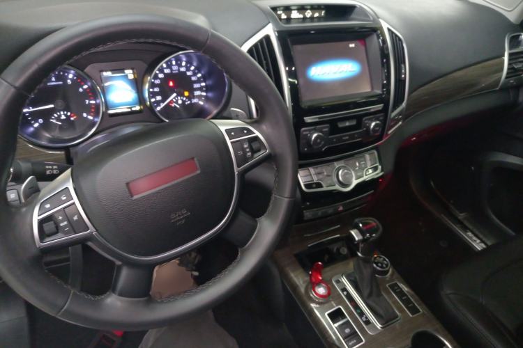 Used Haval H9 2015 2.0T Four-Wheel Drive Luxury 7-Seater
