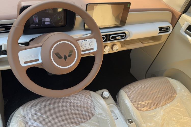 Used Wuling Hongguang MINIEV 2024 3rd Generation 215km Advanced Version