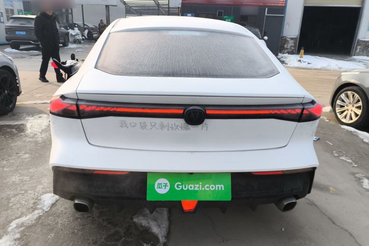 Used Changan UNI-V 2022 1.5T Prestige Version
