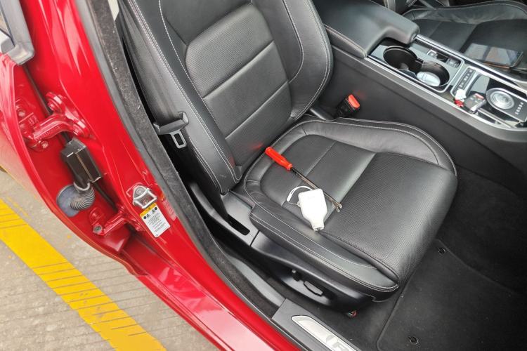 Used Jaguar XE 2015 2.0T 200 PS R-Sport