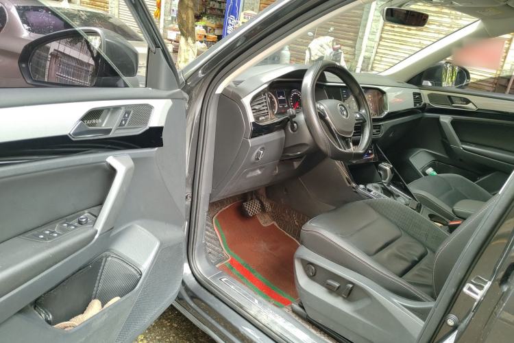 Used Volkswagen Tayron 2020 280TSI Two-Wheel Drive Luxury Connect Edition Driver Seat