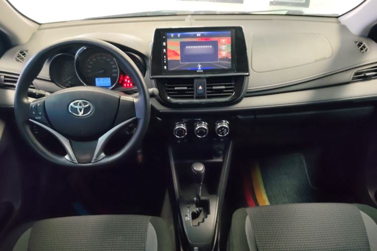 Used Toyota Vios 2021 1.5L CVT Innovation Edition Center Console