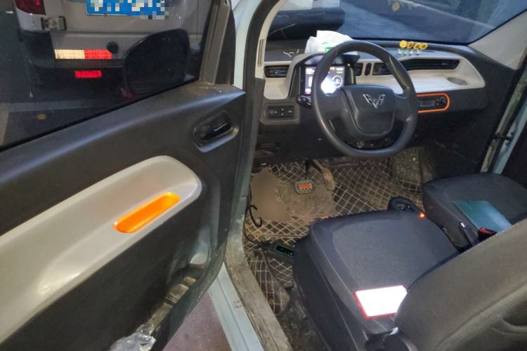 Used Wuling Hongguang MINIEV 2021 Macaron Fashion Model Lithium Iron Phosphate
