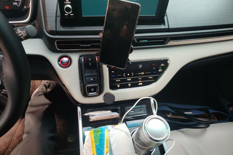 Used Honda Elysion 2022 2.0L eHEV Luxury Edition
