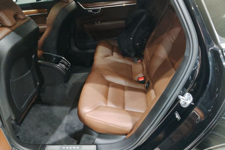 Used Volvo S90 2023 B5 Zhiyi Luxury Edition