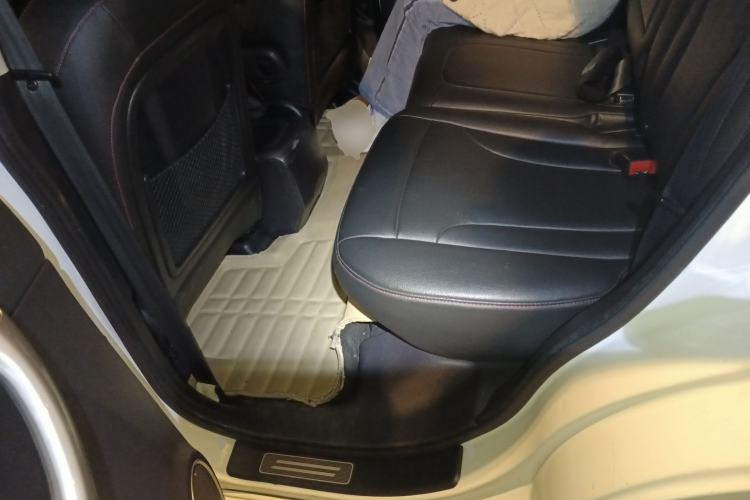 Used Haval H6 2015 Upgraded Model 1.5T Manual Two-Wheel Drive Elite Version