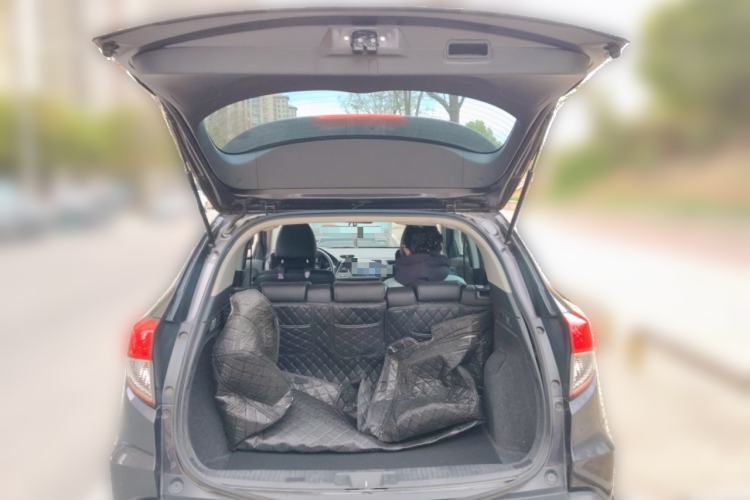 Used Honda Vezel 2020 1.5L CVT Pioneer Edition