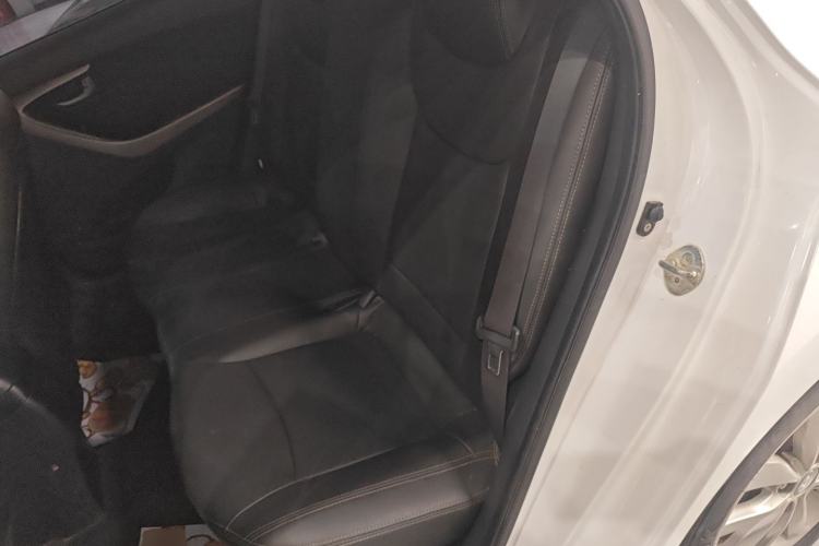 Used Hyundai Elantra (5th Generation / Langdong) 2015 1.6L Automatic Fashion Model Left Rear Seat