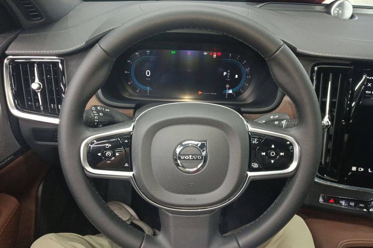 Used Volvo S90 2025 B5 Zhiya Luxury Edition