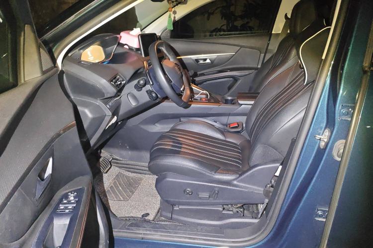 Used Peugeot 5008 2017 380THP 7-Seater Boundary-Free Edition