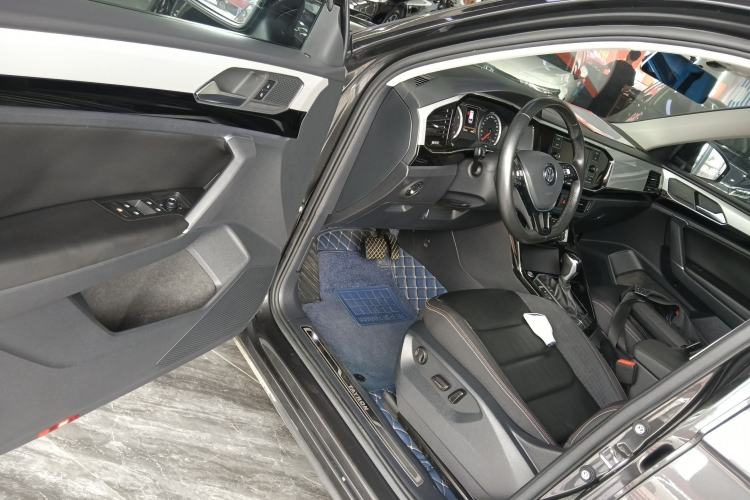 Used Volkswagen Tayron 2019 330TSI Four-Wheel Drive Luxury Version China VI Standard Driver Seat