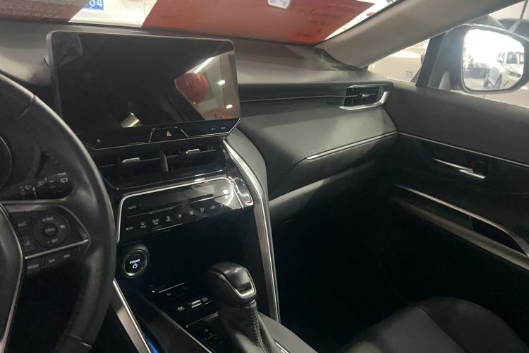 Used Toyota Harrier 2023 Dual-Motor 2.5L CVT 4x4 Luxury Edition