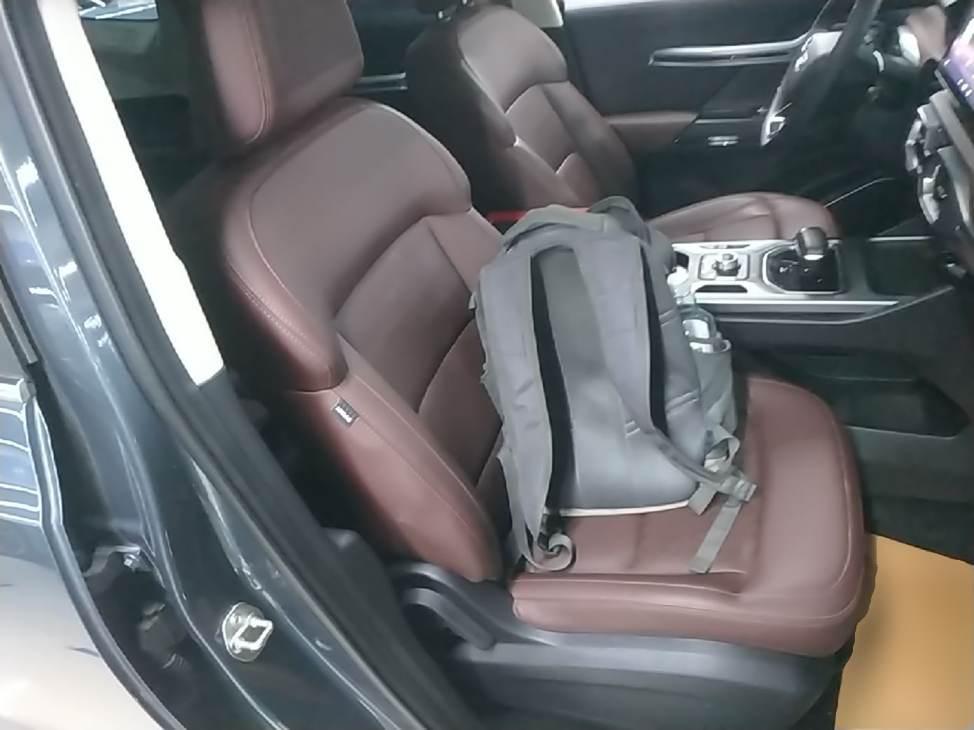 Geely Auto Haoyue 2022 1.8TD DCT Luxury 7-Seater — снимка 19