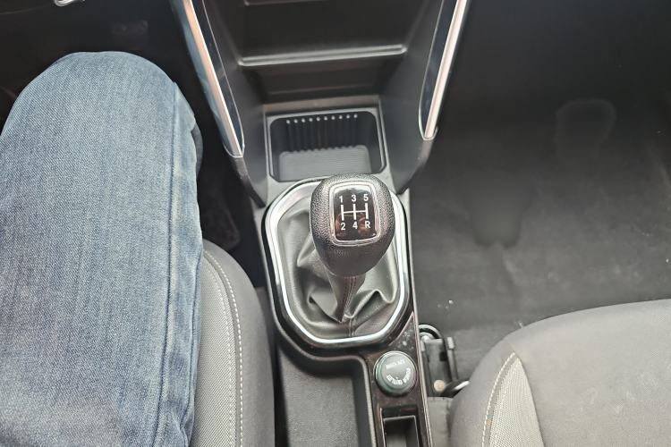 Used Dongfeng Aeolus AX3 2019 1.6L Manual Enjoyment Edition
