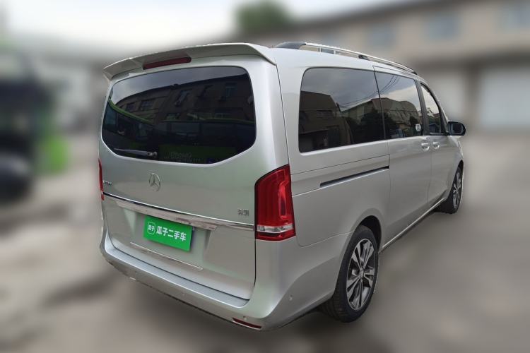 Used Mercedes-Benz V-Class 2016 V 260 Avantgarde Edition