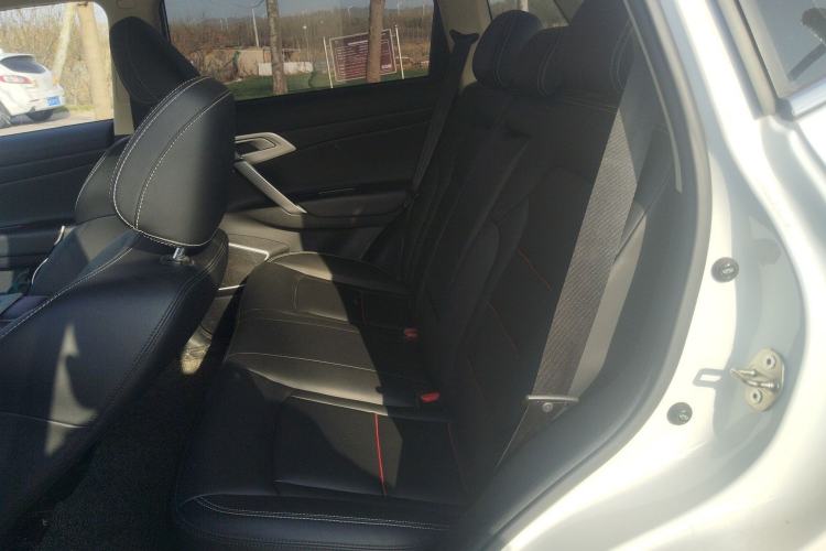 Used Geely Auto Emgrand X7 Sport 2018 1.8TD Automatic Two-Wheel Drive Smart Connect 4G Internet Edition