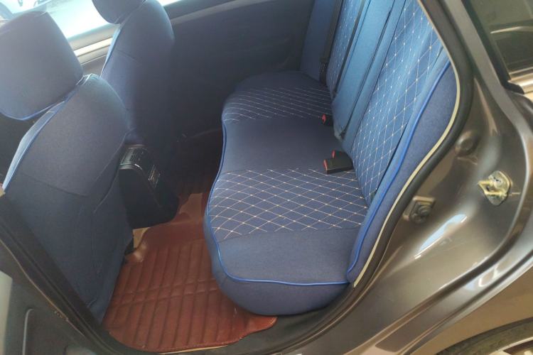 Used Nissan Sylphy 2016 Classic 1.6XE Manual Leading Edition Left Rear Seat